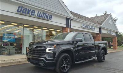 2024 Chevrolet Silverado RST