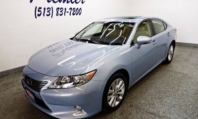 2013 Lexus ES 300H