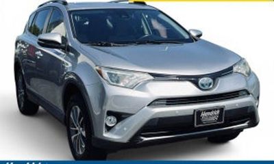 2020 Toyota RAV4 XSE HV