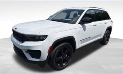 2024 Jeep Grand Cherokee Laredo