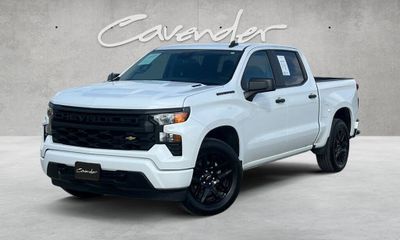 2025 Chevrolet Silverado Custom