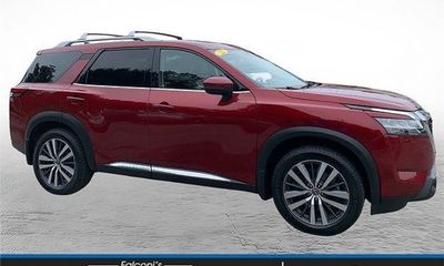 2022 Nissan Pathfinder Platinum