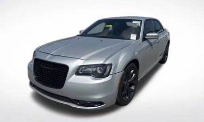 2023 Chrysler 300 300S