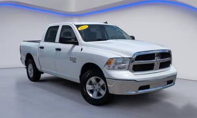 2023 Ram 1500 SLT