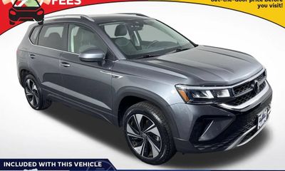 2024 Volkswagen Taos 4Motion SE