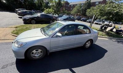 2004 Honda Civic Hybrid