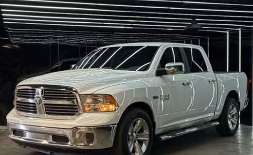 2014 Ram 1500 SLT