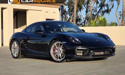 2016 Porsche Cayman S GTS