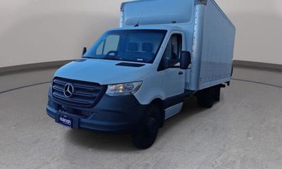 2025 Mercedes-Benz Sprinter 907 VS30