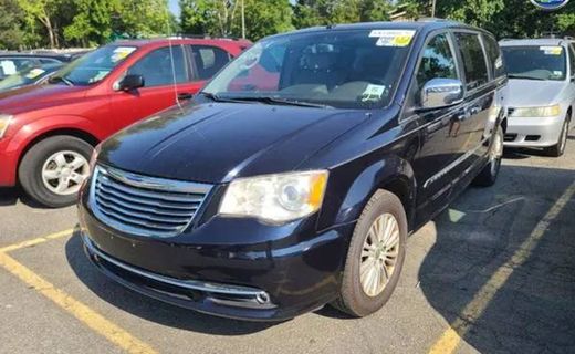 2011 Chrysler Town AND Country Limited