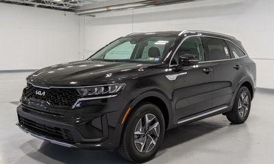 2022 Kia Sorento S
