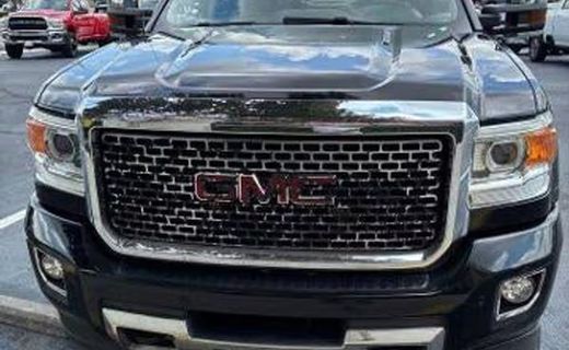 2015 GMC Sierra Denali