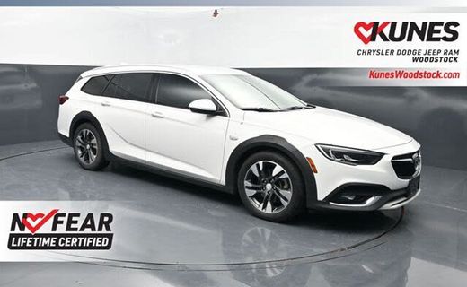 2018 Buick Regal Tourx Essence