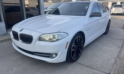 2013 BMW 528i I