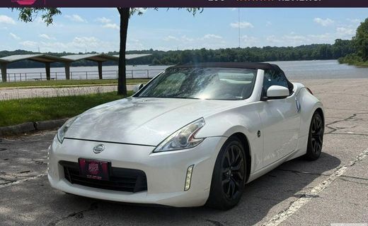 2017 Nissan 370Z Touring