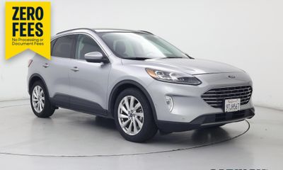2021 Ford Escape Titanium Fhev