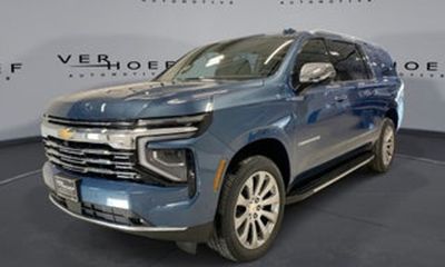 2025 Chevrolet Suburban LT