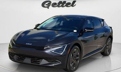 2025 Mazda CX-50 Premium Plus