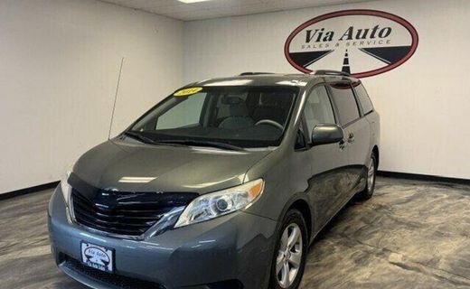 2014 Toyota Sienna LE