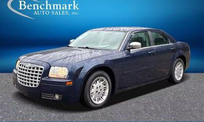 2005 Chrysler 300 Base