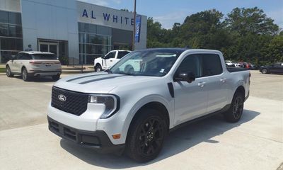 2025 Ford Maverick Lariat