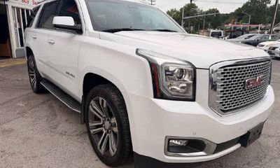 2017 GMC Yukon Denali