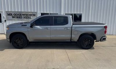 2024 Chevrolet Silverado RST
