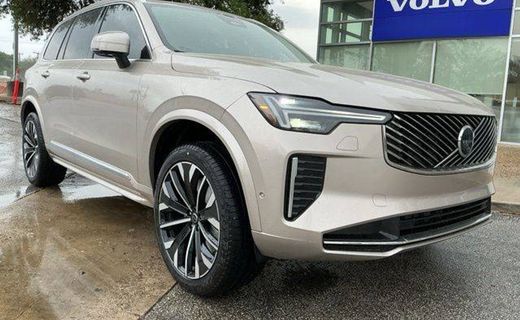 2026 Volvo XC90 Ultra Bright