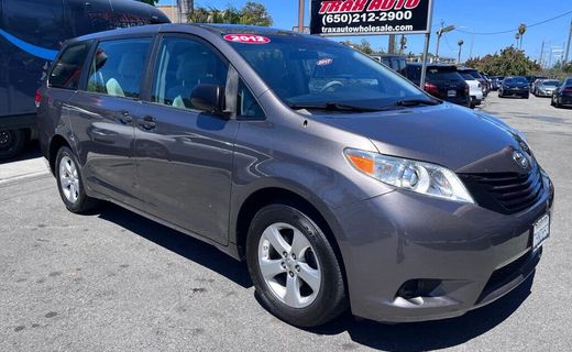 2012 Toyota Sienna