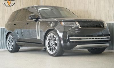 2025 Land Rover Range SE