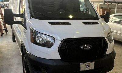 2022 Ford Transit LOW Roof