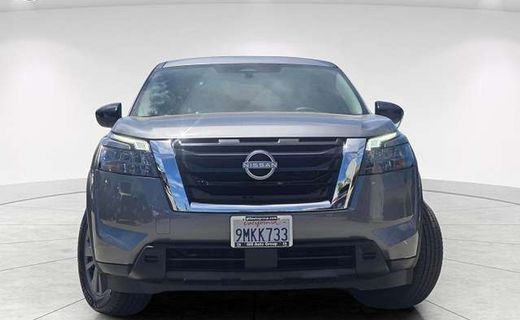 2024 Nissan Pathfinder S