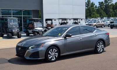 2025 Nissan Altima S