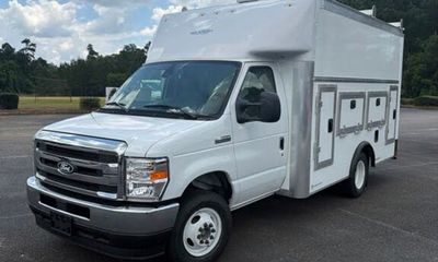 1997 Ford E-350 Base