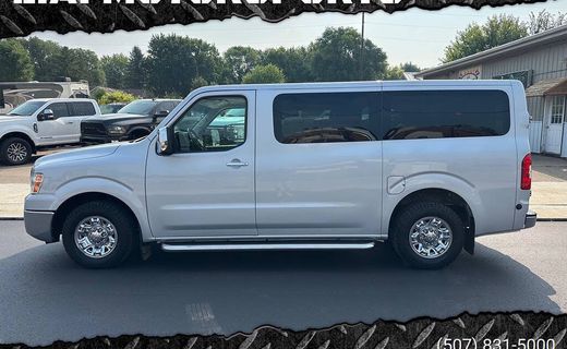 2018 Nissan NV V8 SL