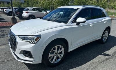 2023 Audi Q3 Quattro Premium
