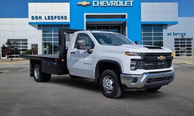 2025 Chevrolet Silverado HD Work Truck