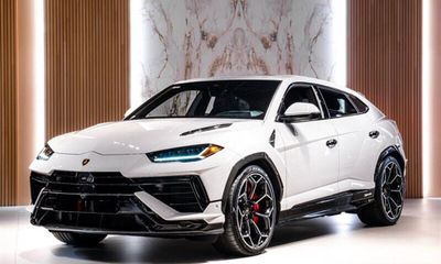 2023 Lamborghini Urus Performante