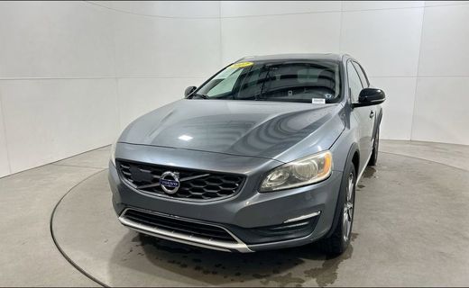 2017 Volvo V60CC Premier
