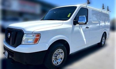 2013 Nissan NV 3500 S