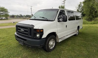 2013 Ford E-350 E 350 Super