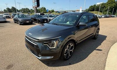 2023 Kia Niro EX