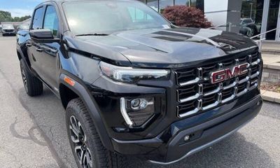 2026 GMC Canyon AT4