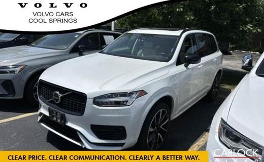 2023 Volvo XC90 Plus Dark