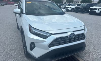 2023 Toyota RAV4 Limited