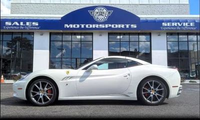 2013 Ferrari California Roadster