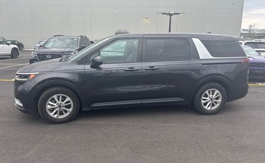2023 Kia Carnival LX