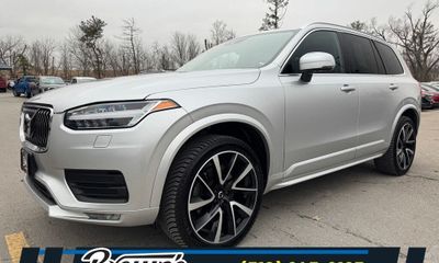 2020 Volvo XC90 Momentum