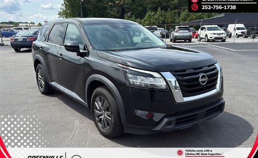 2022 Nissan Pathfinder S