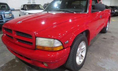 2000 Dodge Dakota Base